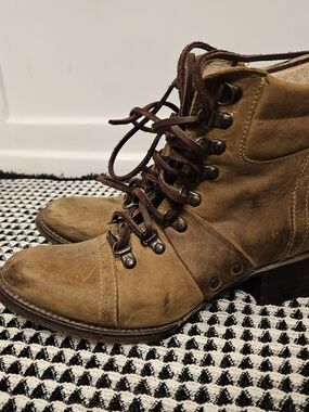 Freebird Brown Leather Lace-Up Ankle Boots